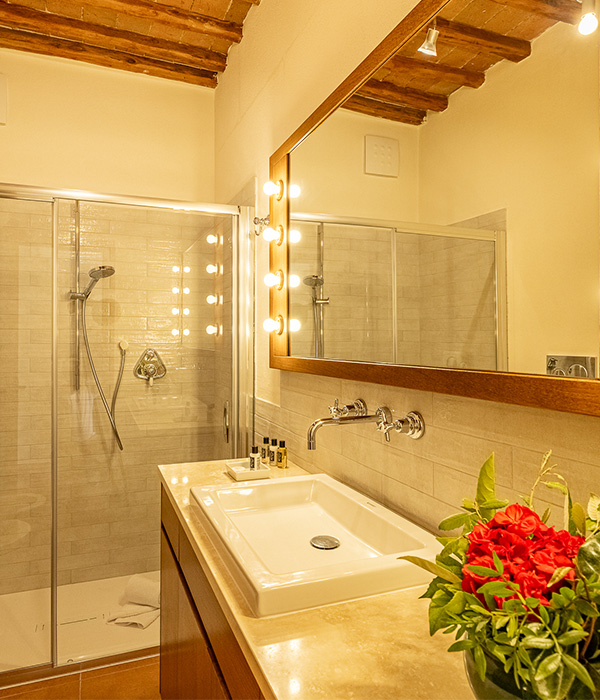 Suite-giardino_gallery_camera_sogggiorno_dettagli